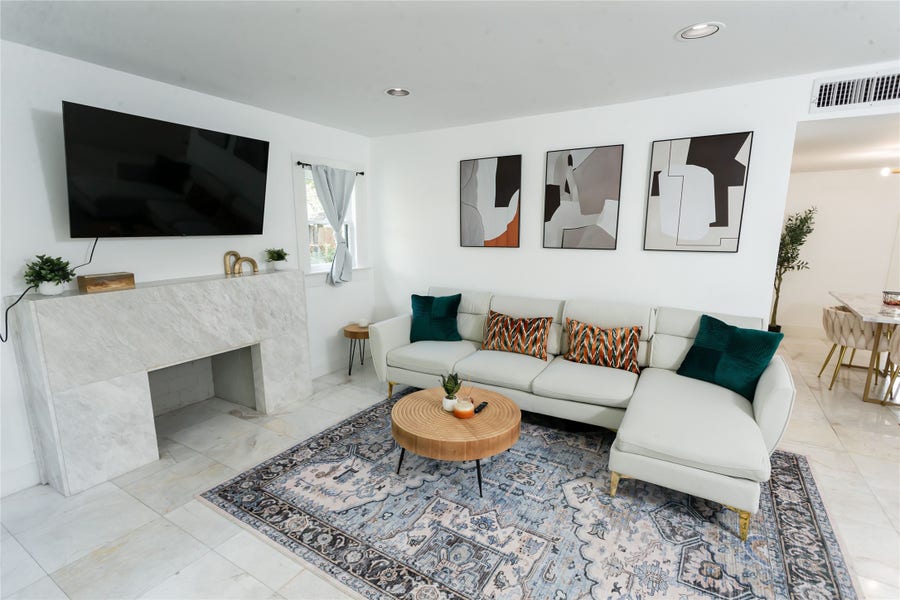 Property photo for 1629 Bonnie Brae Street, Houston, TX