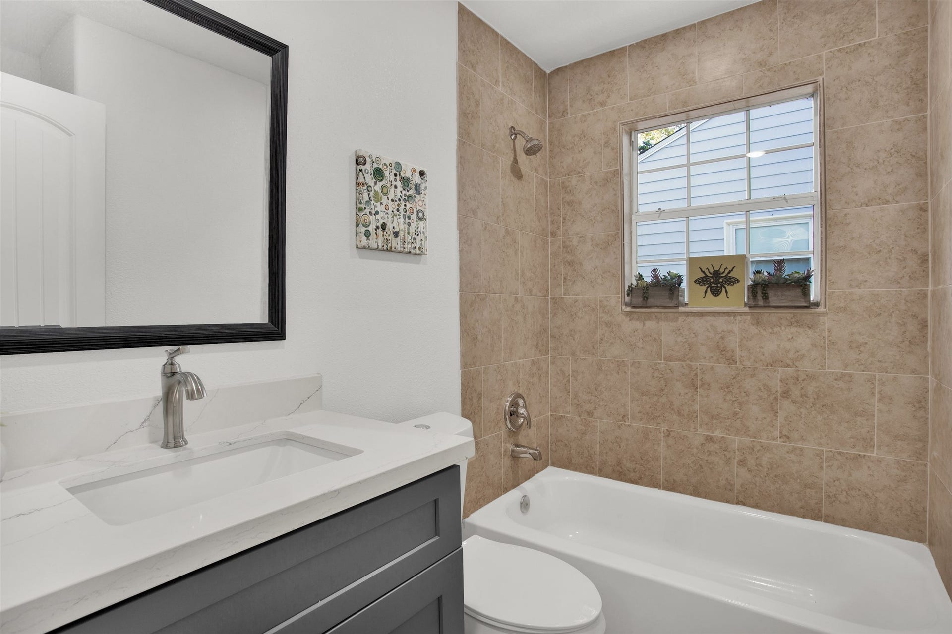 3204 Hoover Street, La Marque, TX 77568 3204 Hoover Street, La Marque, TX 77568