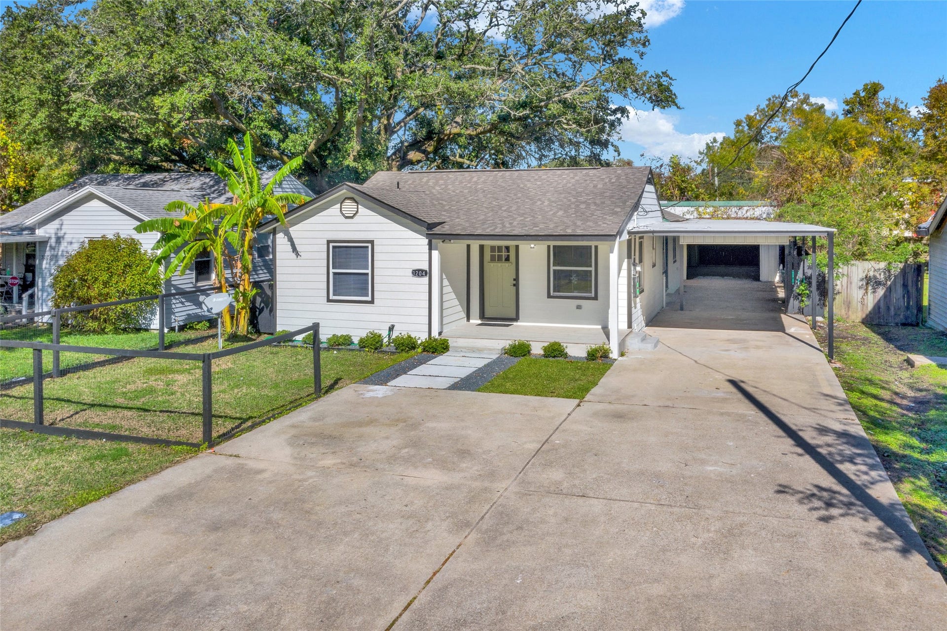 3204 Hoover Street, La Marque, TX 77568 3204 Hoover Street, La Marque, TX 77568