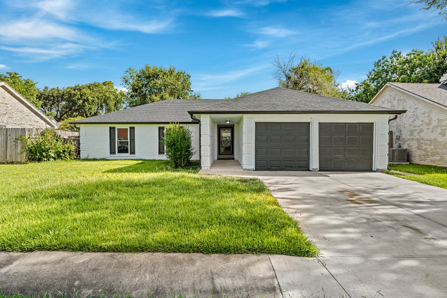 Property photo for 12723 Club Lane, Houston, TX
