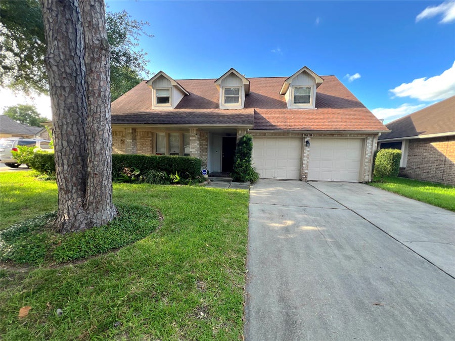 Property photo for 9510 Strawgrass Drive, Houston, TX