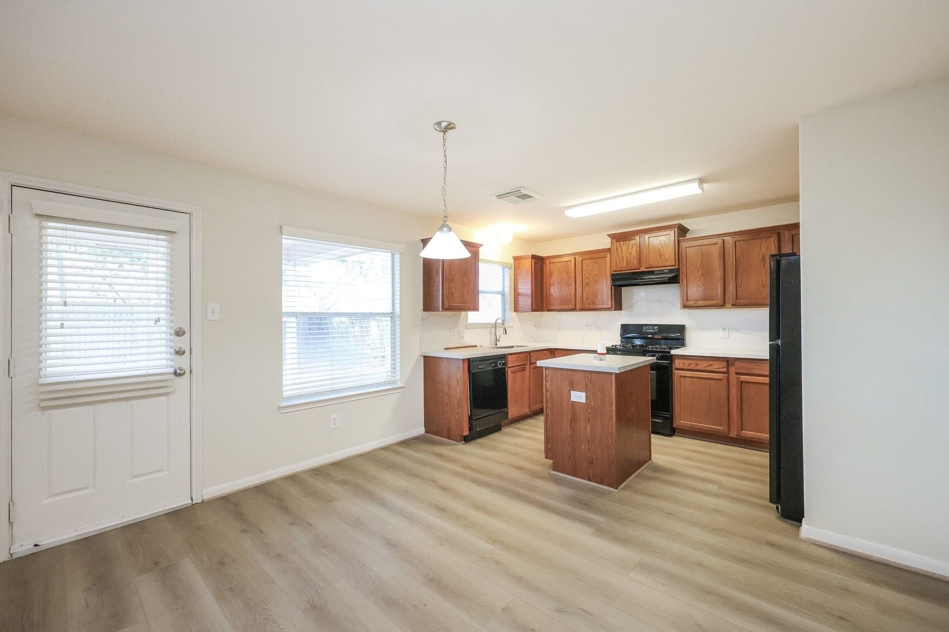 19211 Cedarsham Lane, Katy, TX 77449 19211 Cedarsham Lane, Katy, TX 77449