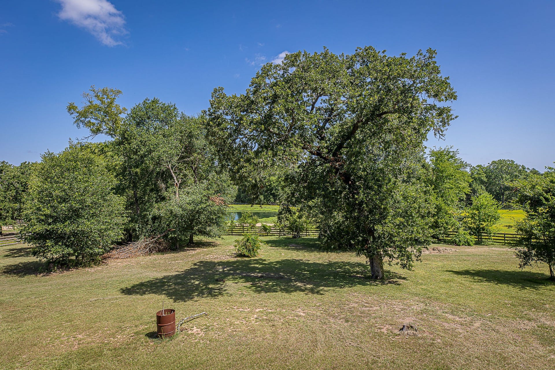 26298 Hwy 105, Montgomery, TX 77356 26298 Hwy 105, Montgomery, TX 77356