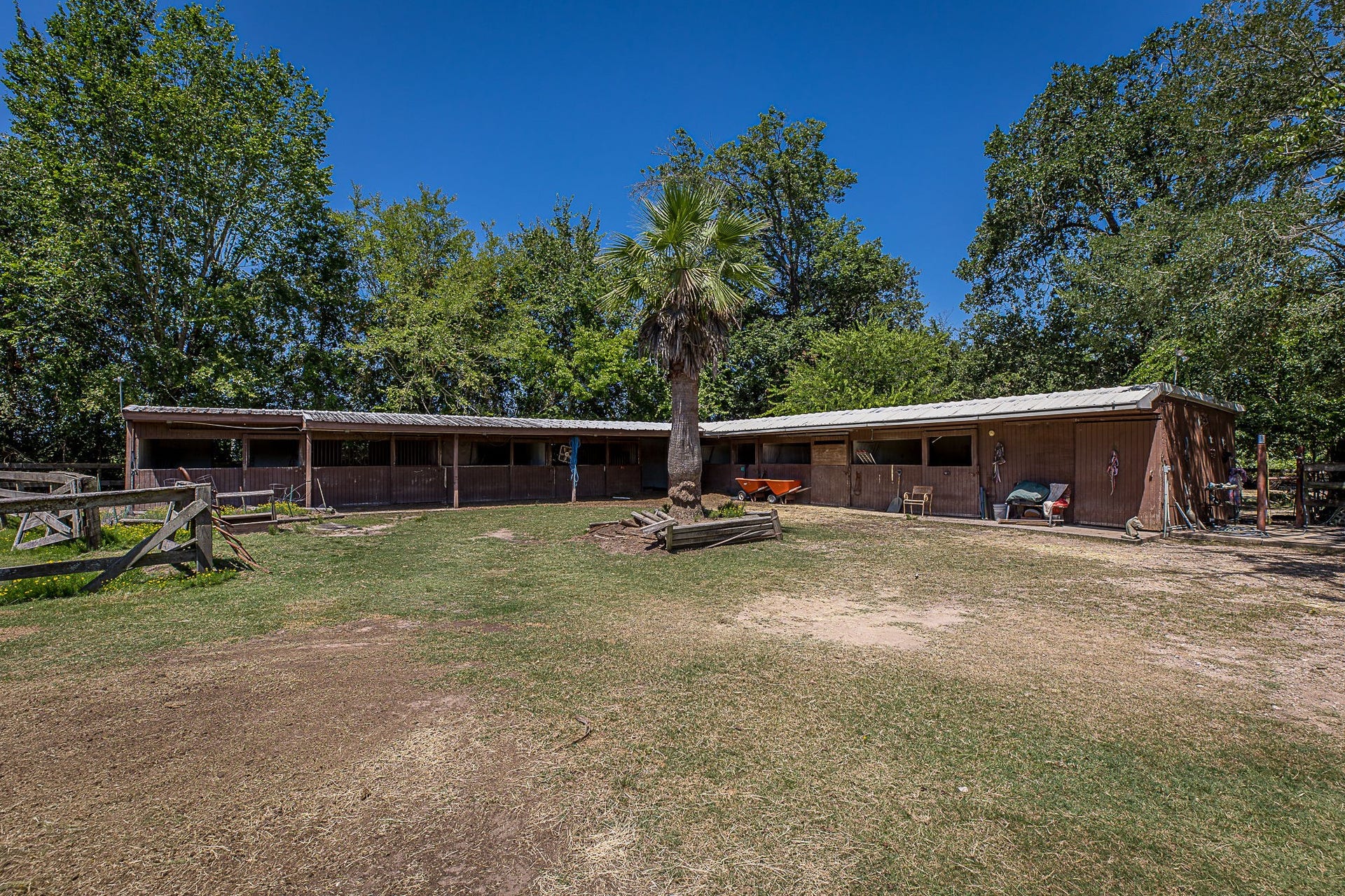 26298 Hwy 105, Montgomery, TX 77356 26298 Hwy 105, Montgomery, TX 77356