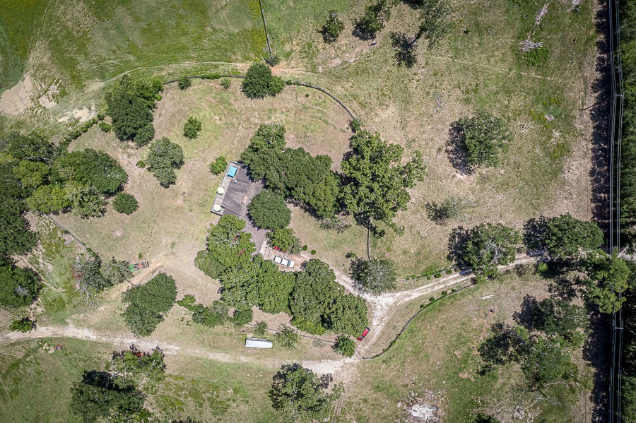 Property photo for 26298 Hwy 105, Montgomery, TX