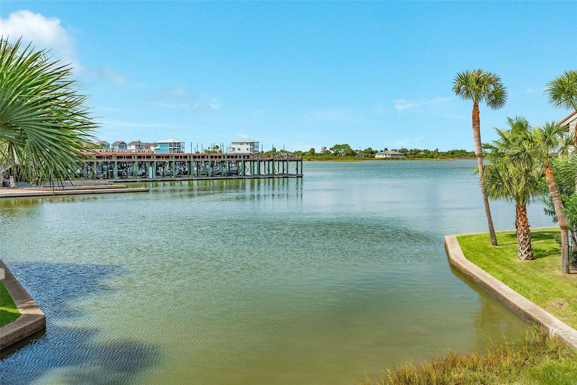 9D Dana Drive, Galveston, TX 77554 9D Dana Drive, Galveston, TX 77554