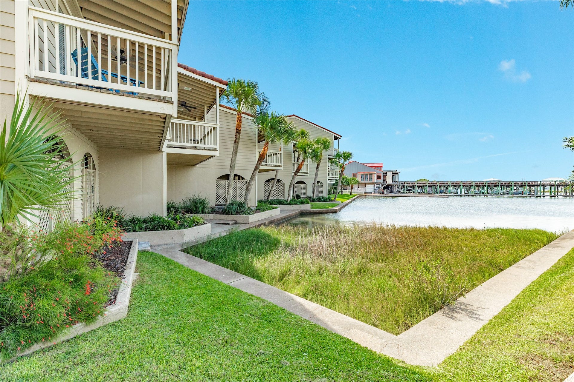 9D Dana Drive, Galveston, TX 77554 9D Dana Drive, Galveston, TX 77554
