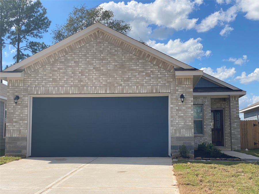 Property photo for 25747 Hickory Pecan Trail, Tomball, TX
