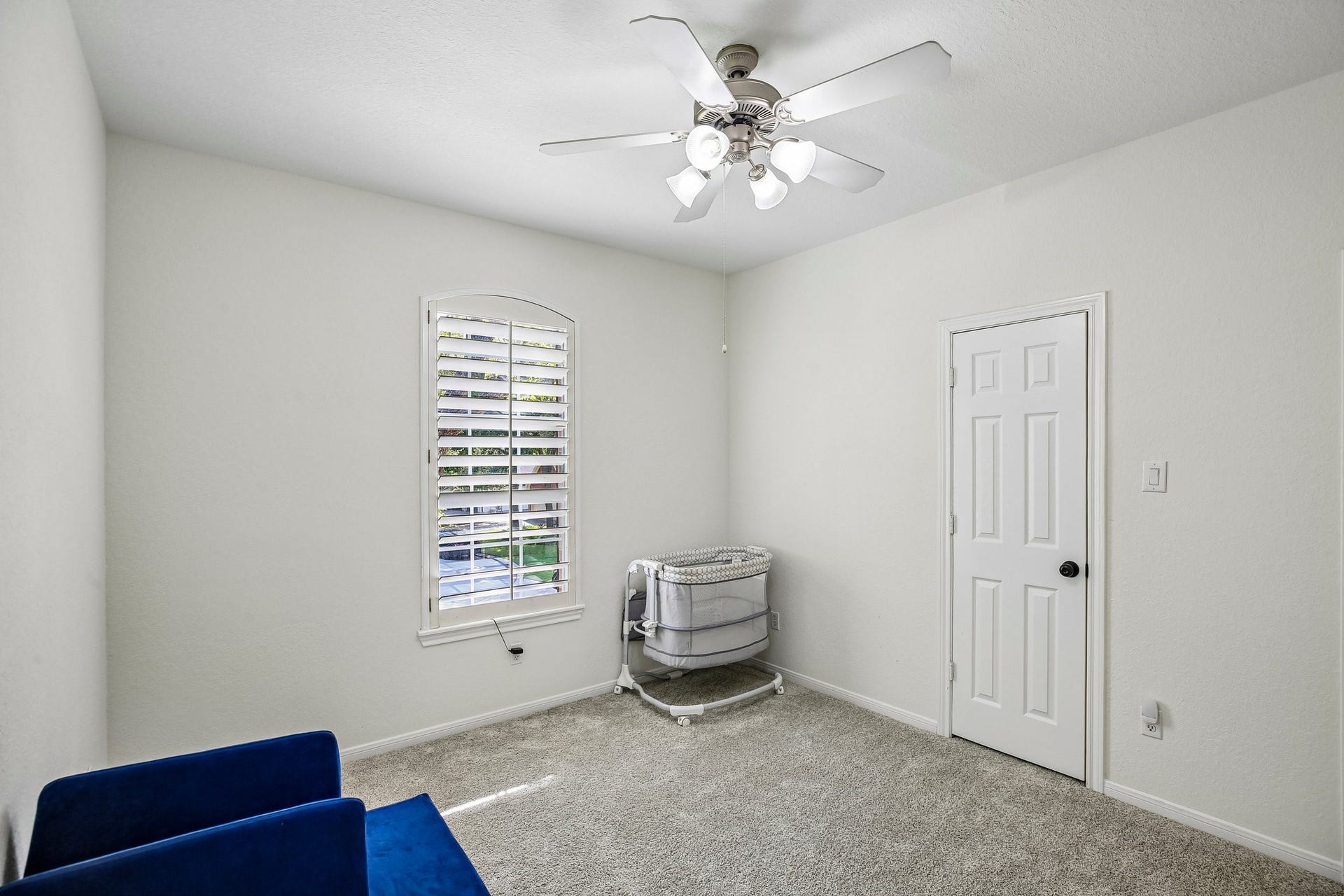 14 Guinevere Place, The Woodlands, TX 77384 14 Guinevere Place, The Woodlands, TX 77384