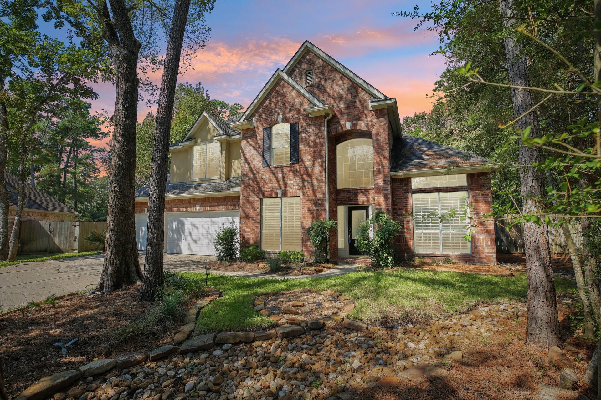 14 Guinevere Place, The Woodlands, TX 77384 14 Guinevere Place, The Woodlands, TX 77384