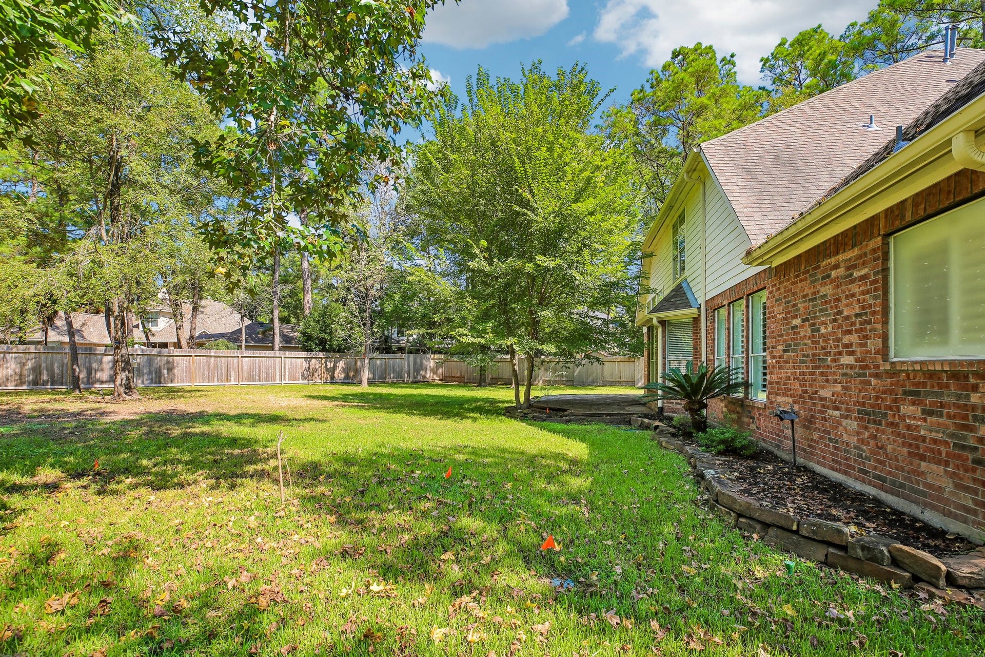 14 Guinevere Place, The Woodlands, TX 77384 14 Guinevere Place, The Woodlands, TX 77384