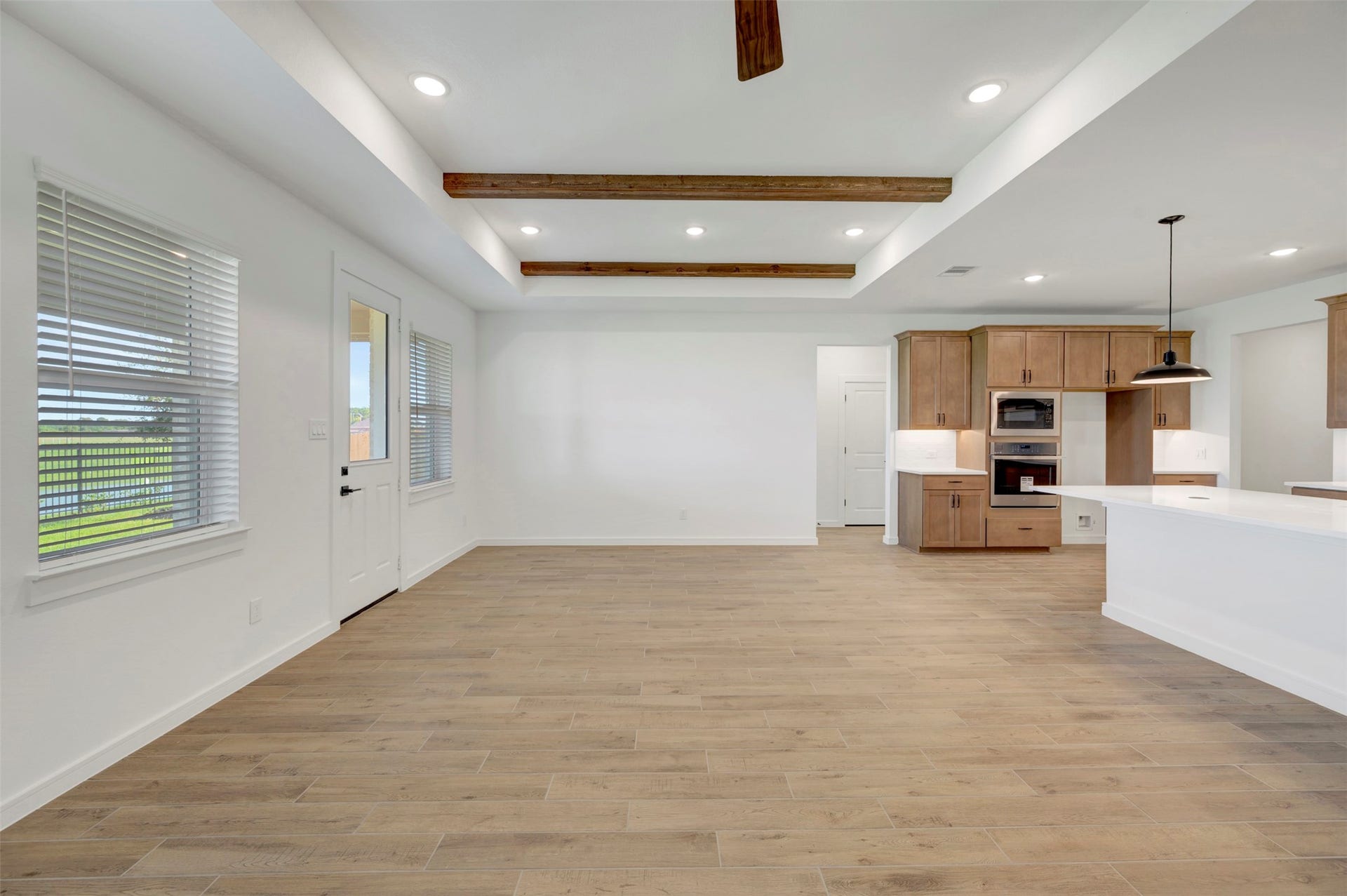 3018 Troubadour Drive, Crosby, TX 77532 Cozy great room (*Photo not of actual home and used for illustration purposes only.)