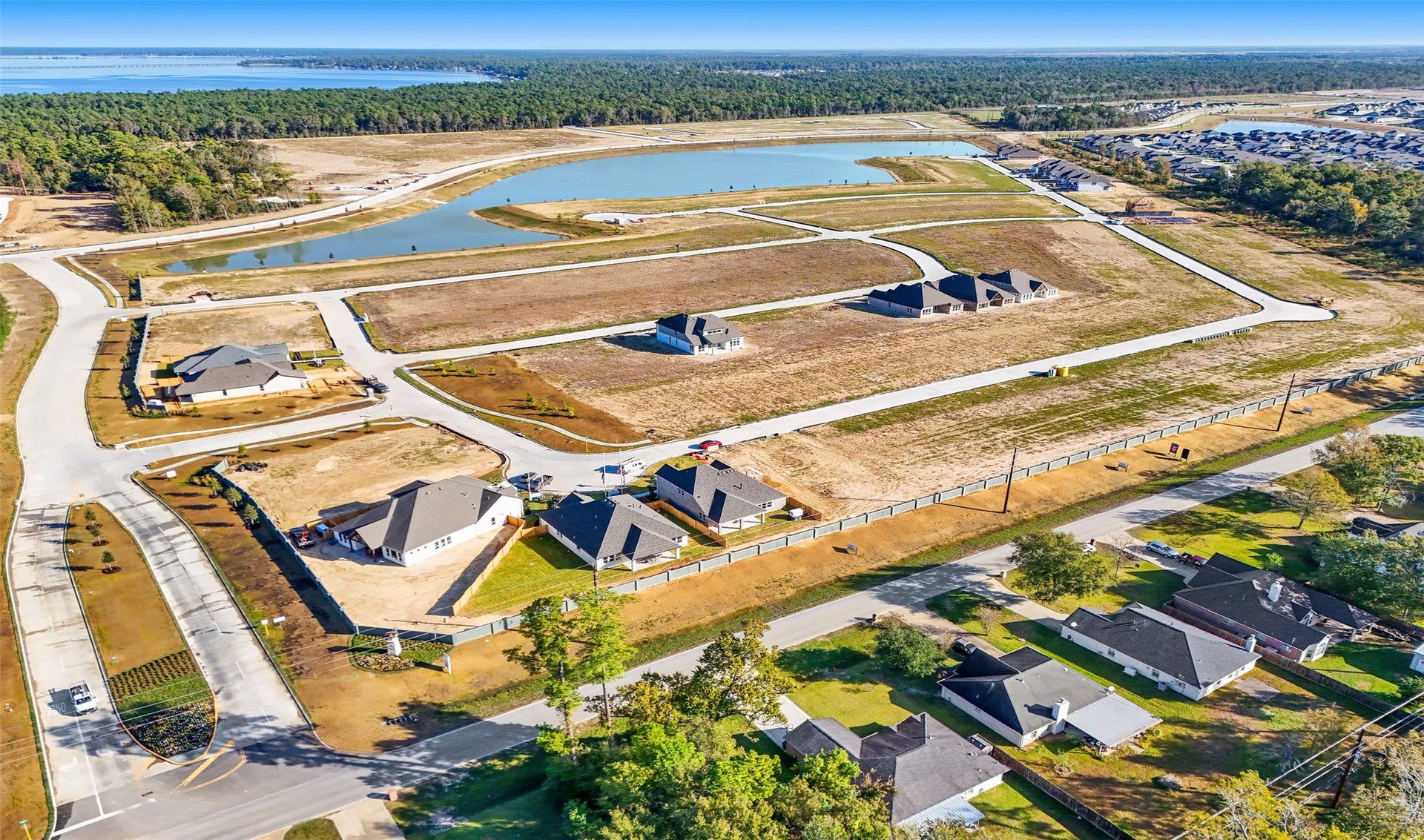 3018 Troubadour Drive, Crosby, TX 77532 Welcome to amazing Sundance Cove!
