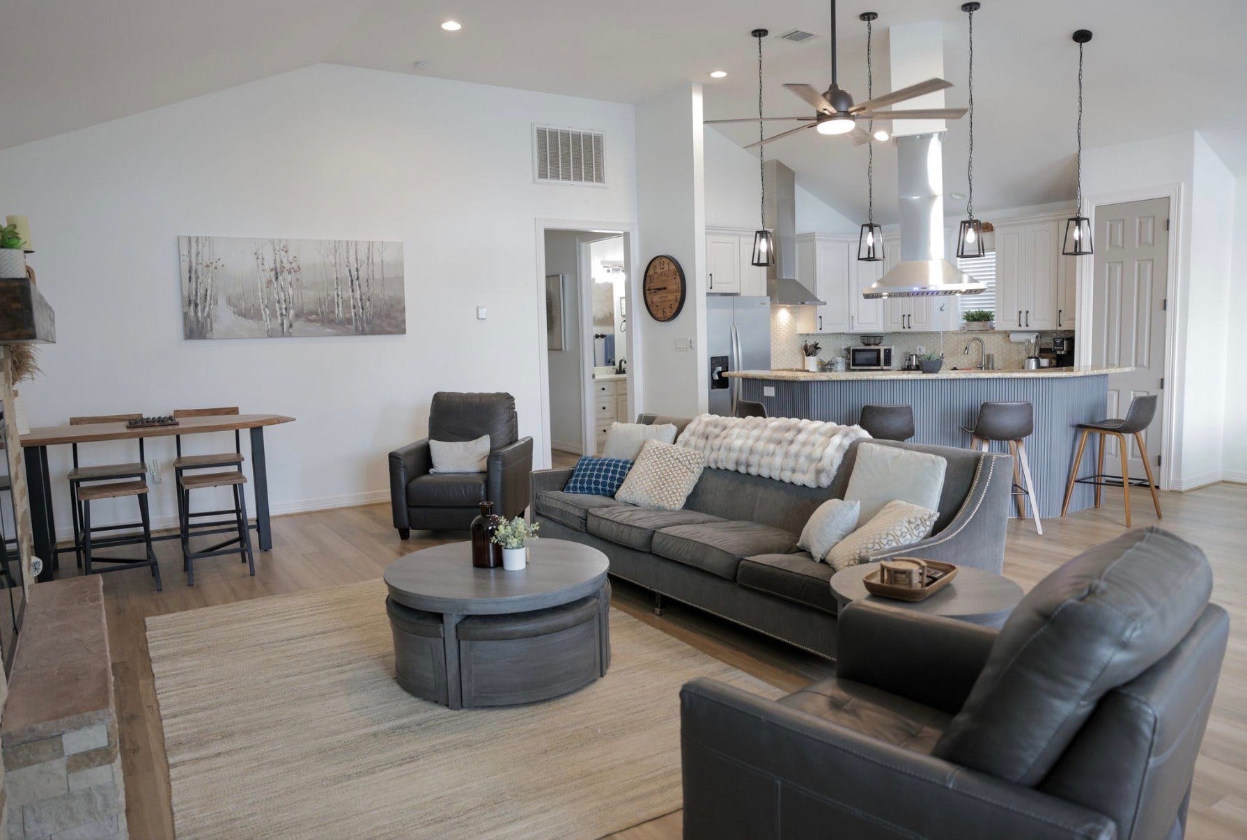 13103 Point Drive, Willis, TX 77318 13103 Point Drive, Willis, TX 77318