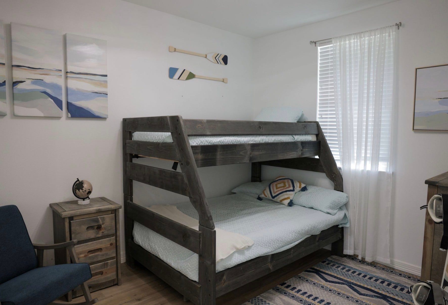 13103 Point Drive, Willis, TX 77318 Bunk room!