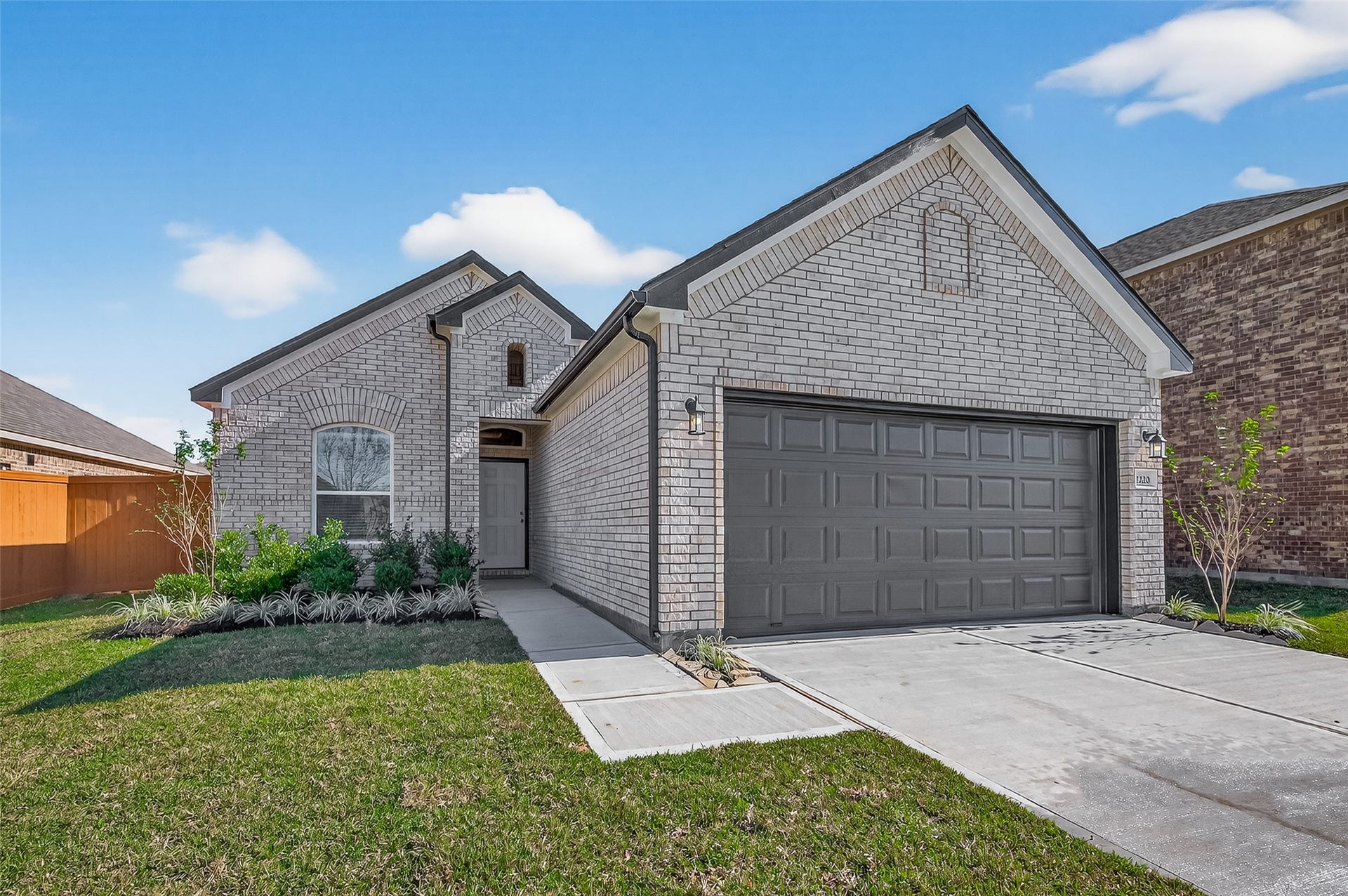 2220 Manila Lane, Texas City, TX 77568