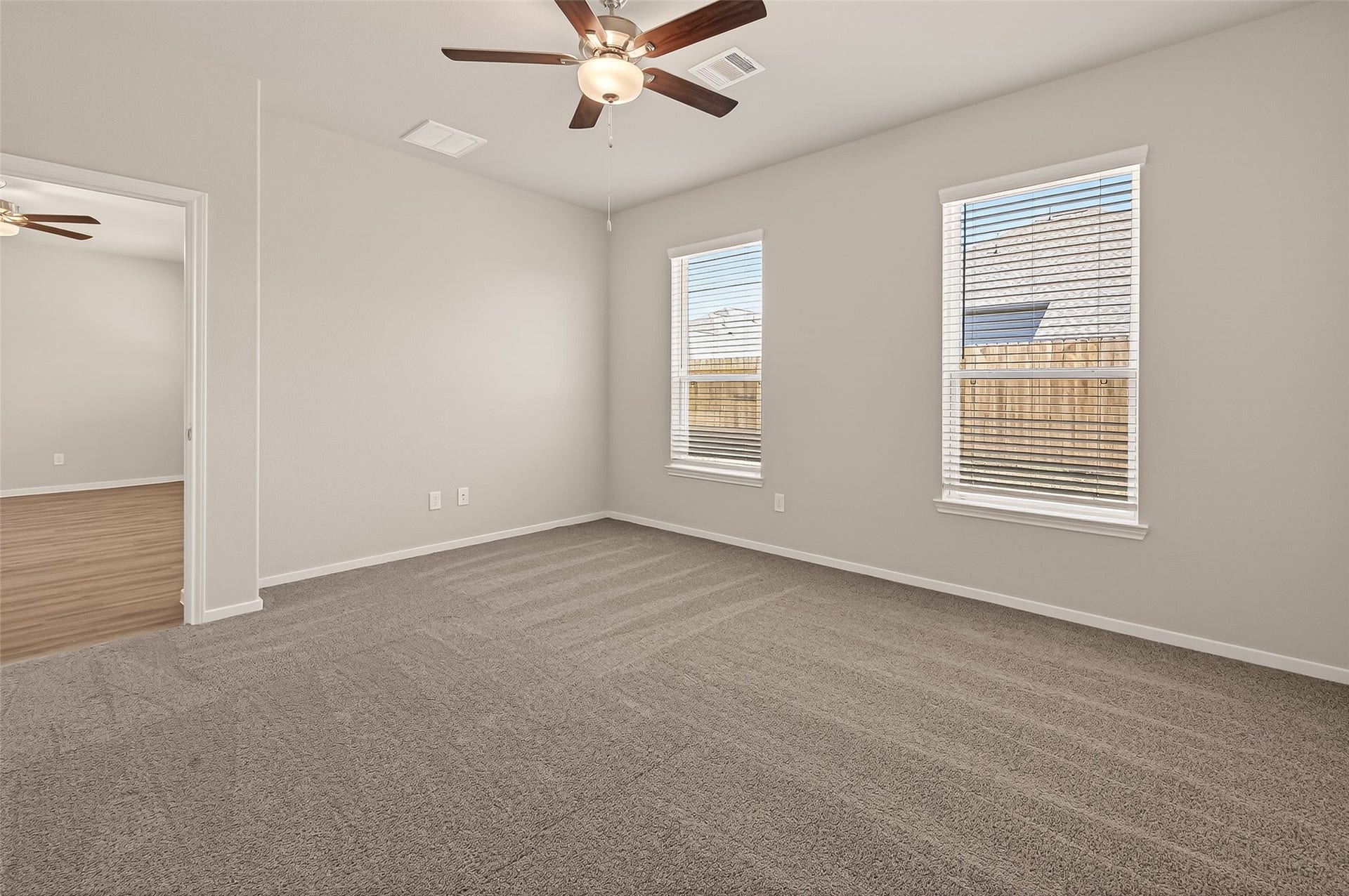 2220 Manila Lane, Texas City, TX 77568