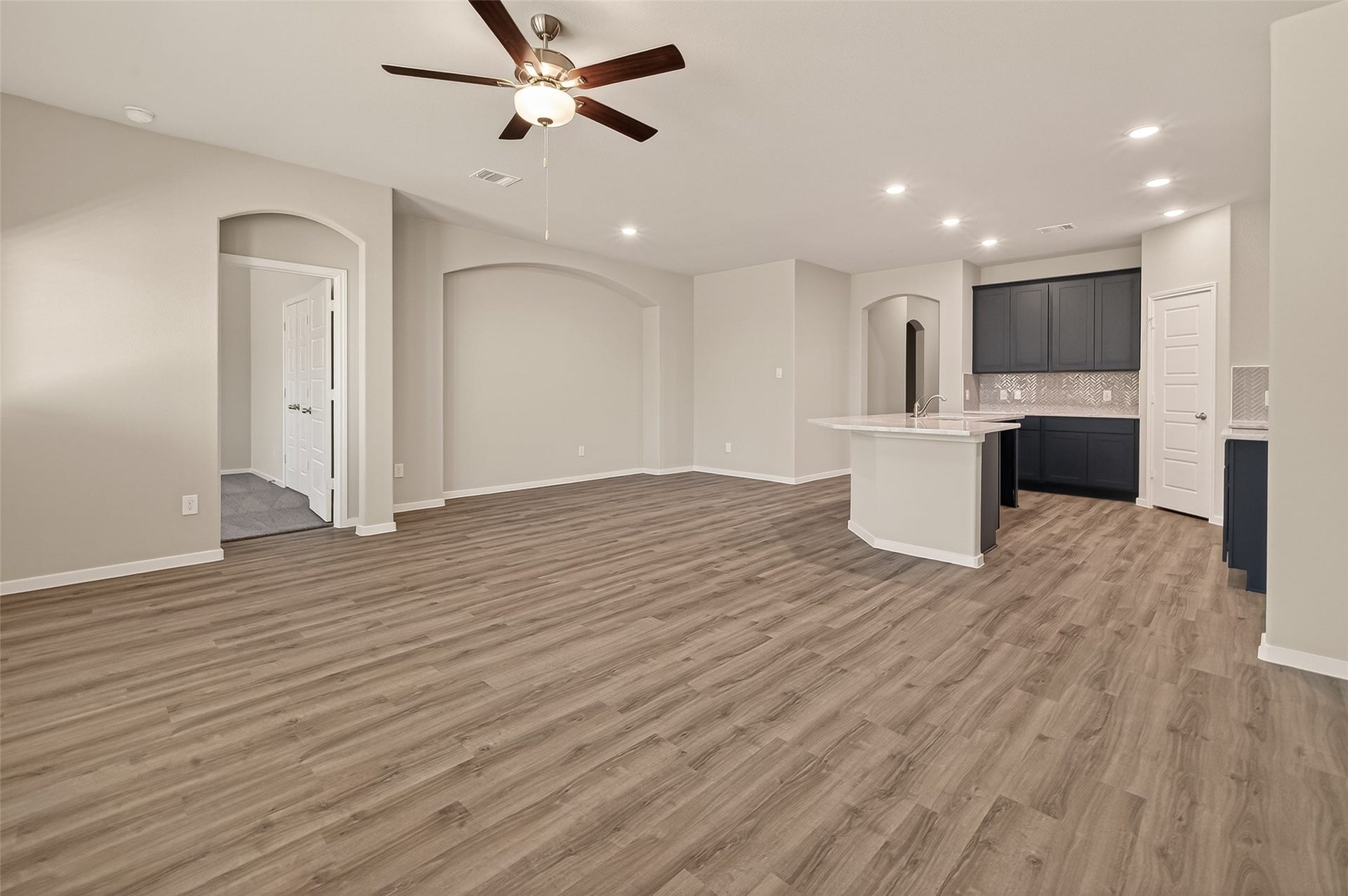 2220 Manila Lane, Texas City, TX 77568