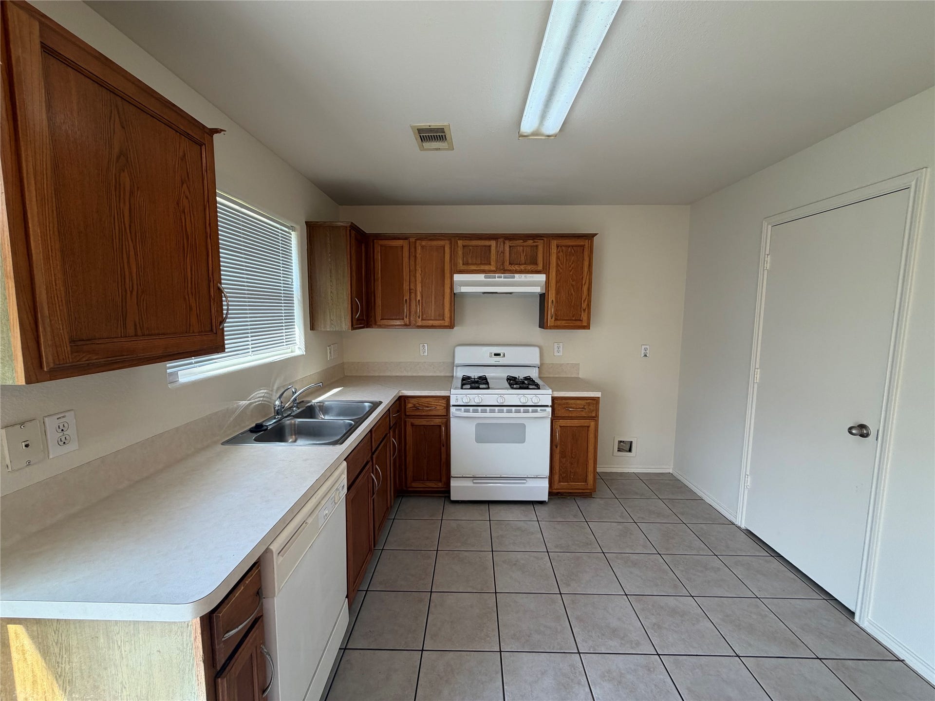 12608 Rio Lindo Street, Rosharon, TX 77583 12608 Rio Lindo Street, Rosharon, TX 77583