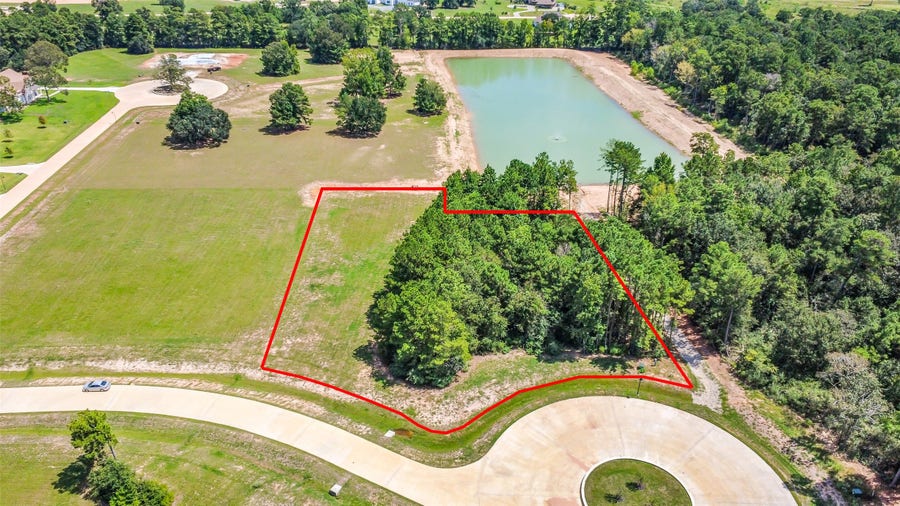 Property photo for 201 Rolling Oaks Drive, Hockley, TX