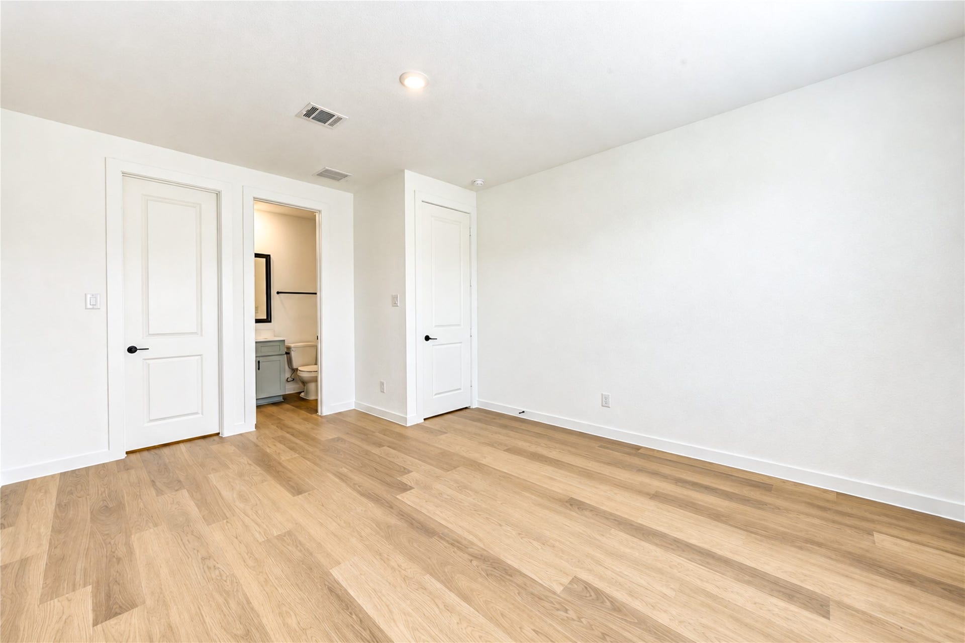 2305 Poseidon Street, League City, TX 77573 2305 Poseidon Street, League City, TX 77573