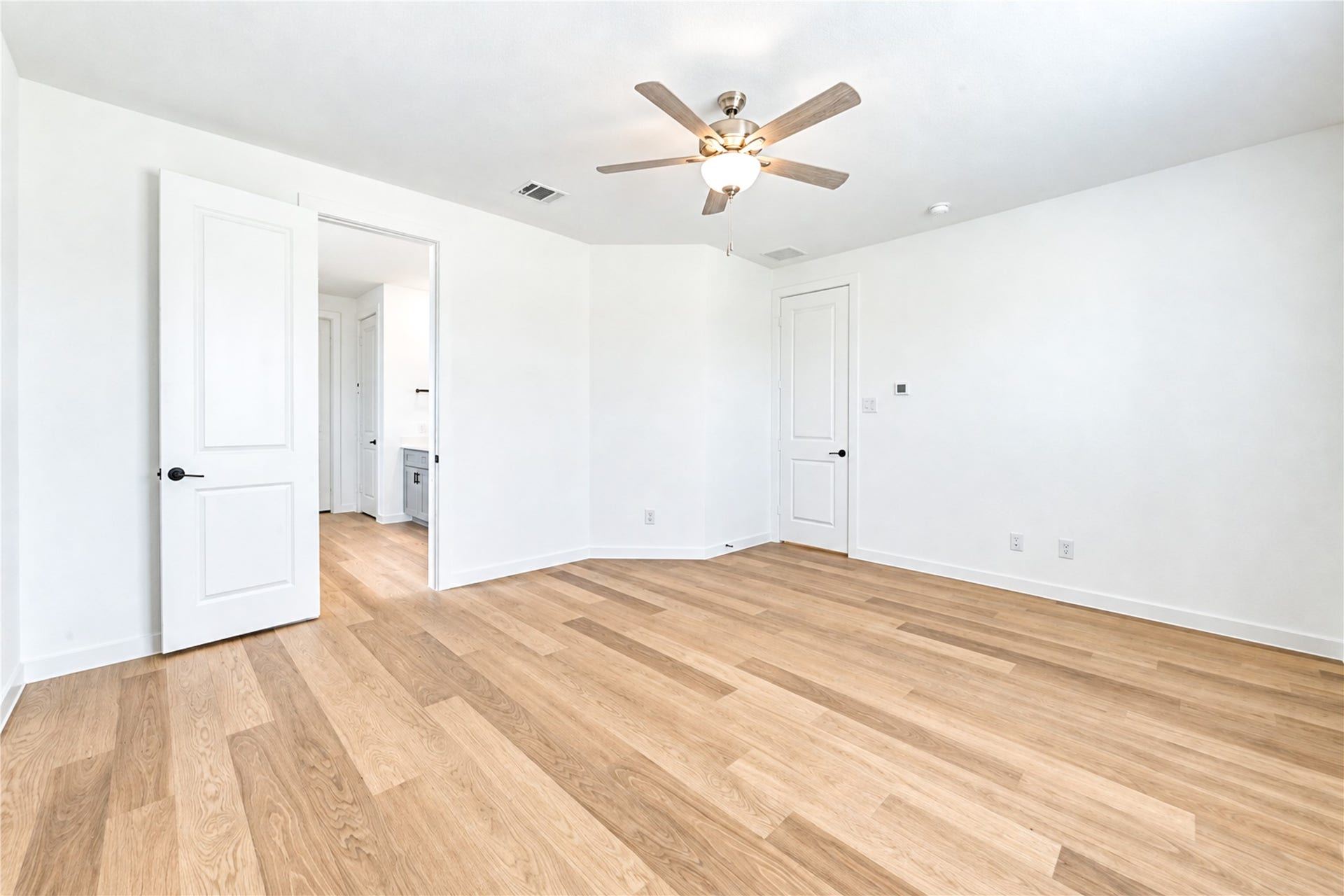 2305 Poseidon Street, League City, TX 77573 2305 Poseidon Street, League City, TX 77573