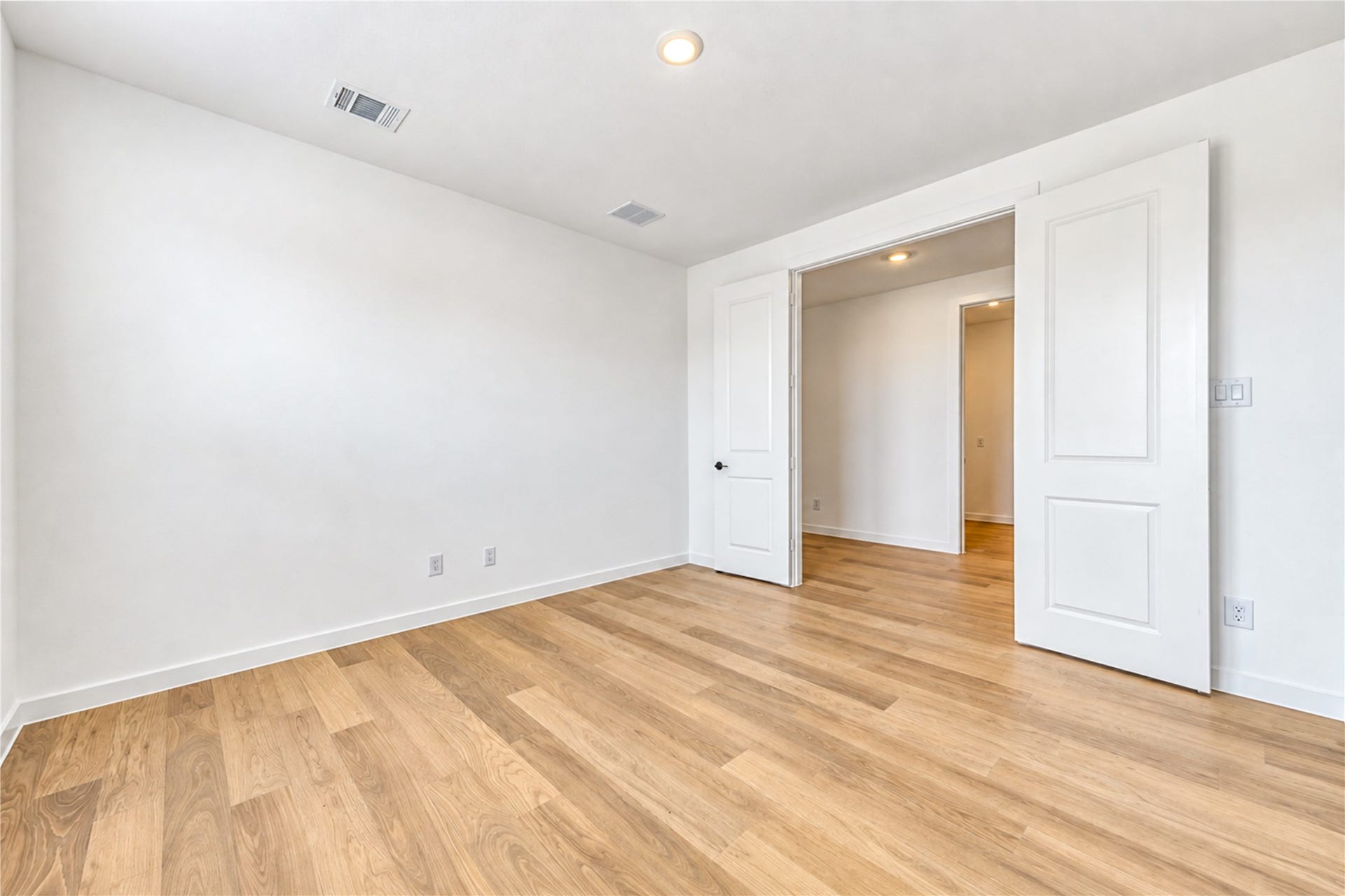 2305 Poseidon Street, League City, TX 77573 2305 Poseidon Street, League City, TX 77573