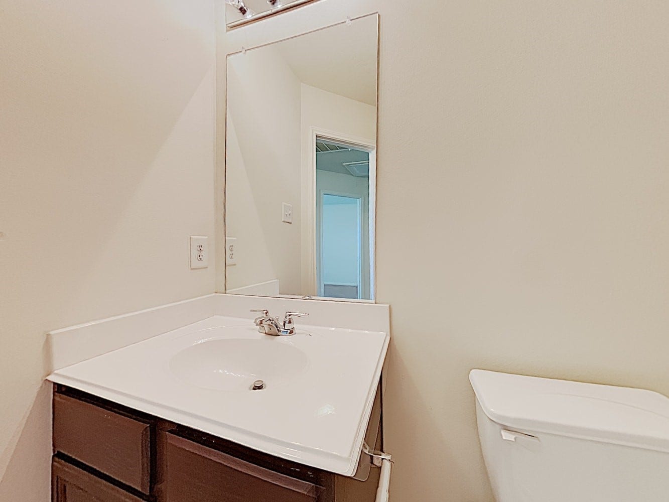 910 Doubletree Glen Drive, Houston, TX 77073 910 Doubletree Glen Drive, Houston, TX 77073
