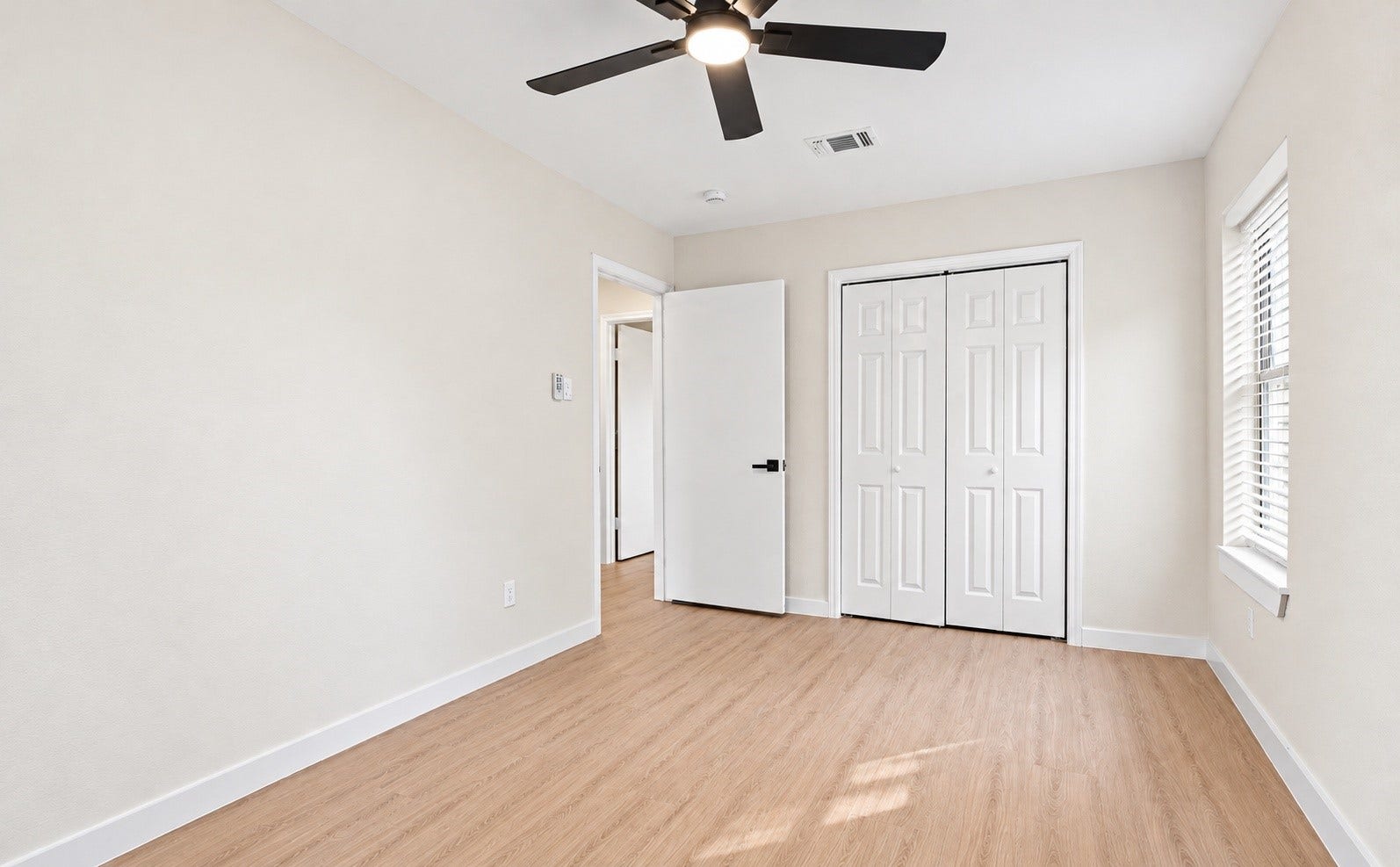 16714 Camber Court, Crosby, TX 77523 Another angle of the secondary bedroom