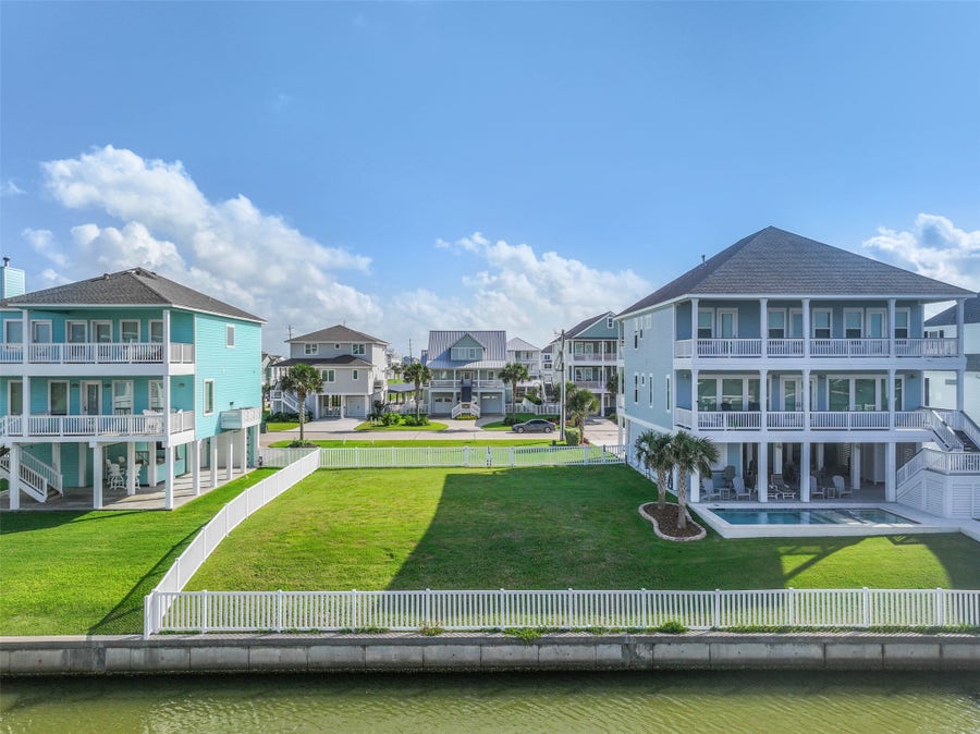 Property photo for 4119 Bluewing Teal Court, Galveston, TX