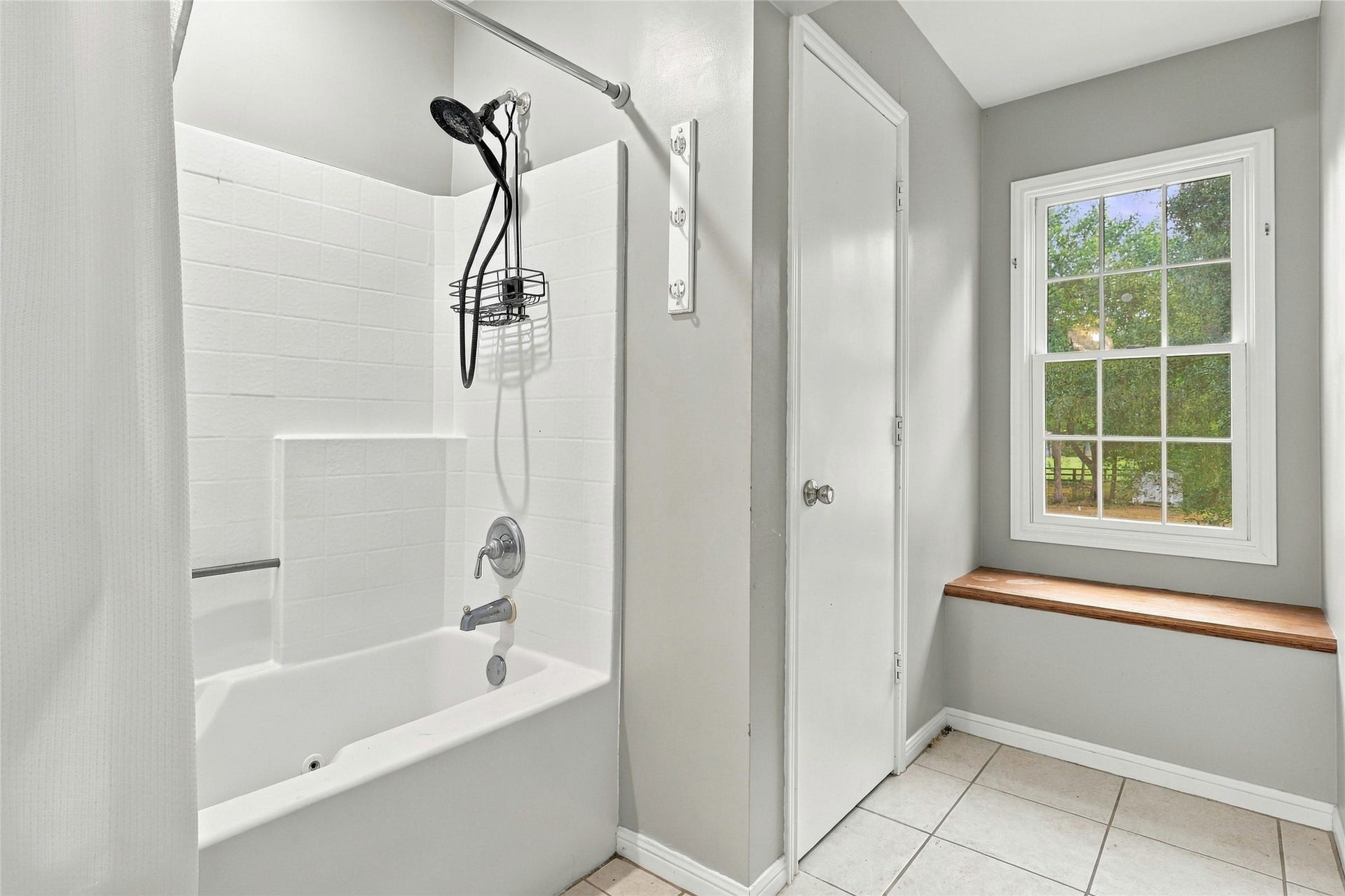 8714 Holly Hills Drive, Tomball, TX 77375 8714 Holly Hills Drive, Tomball, TX 77375