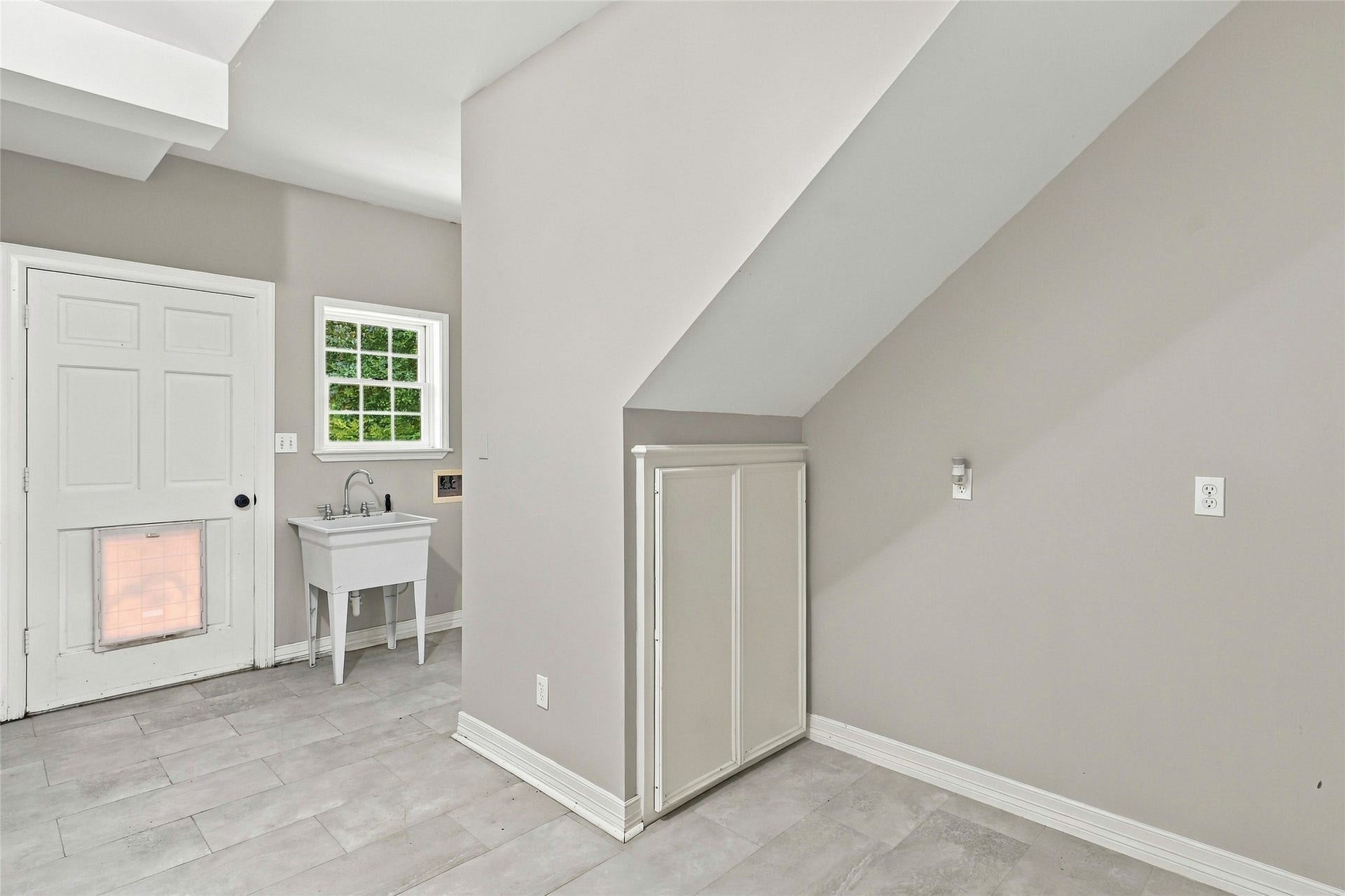 8714 Holly Hills Drive, Tomball, TX 77375 8714 Holly Hills Drive, Tomball, TX 77375