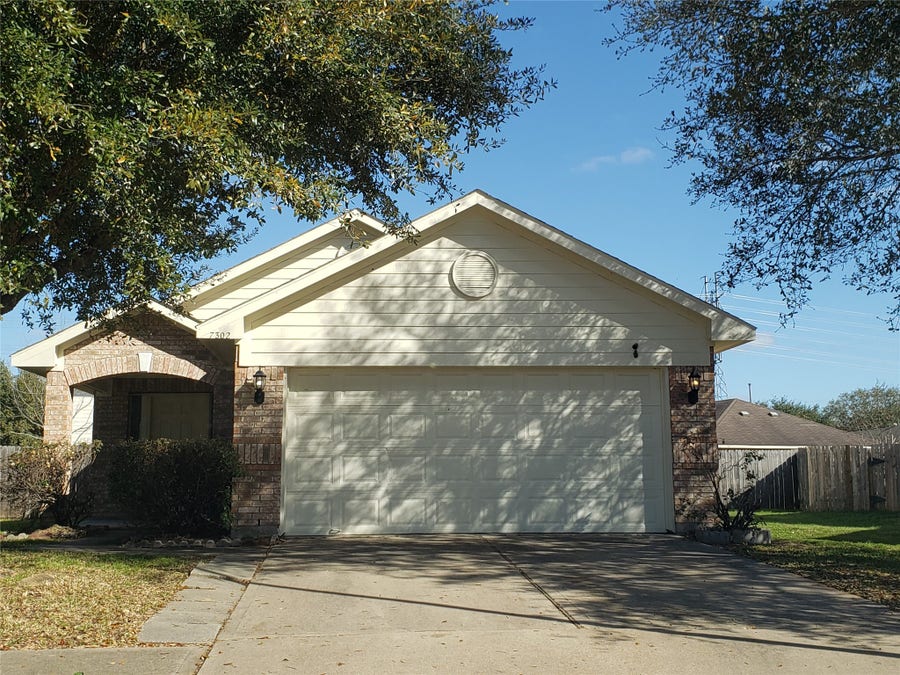 Property photo for 7302 Legacy Pines Drive, Cypress, TX