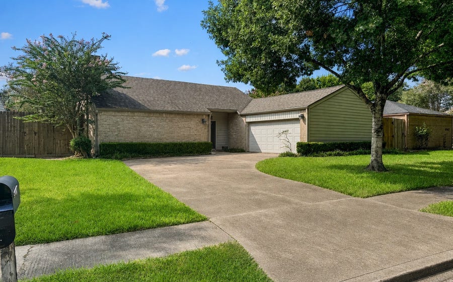 Property photo for 9103 Chesney Downs Drive, Houston, TX