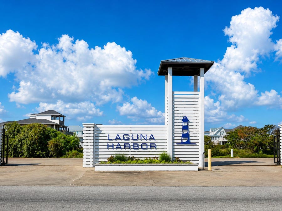 Property photo for 1505 Laguna Harbor Lane, Port Bolivar, TX