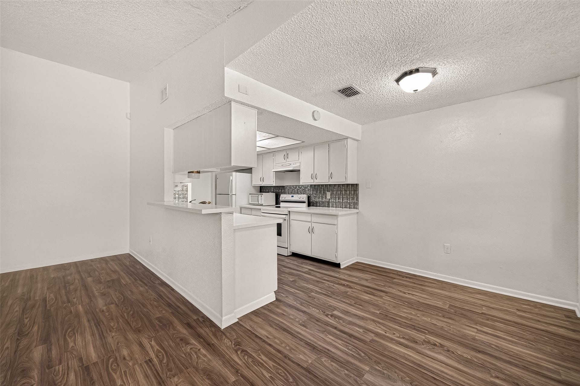 1910 Blindlake Drive, Houston, TX 77084 1910 Blindlake Drive, Houston, TX 77084
