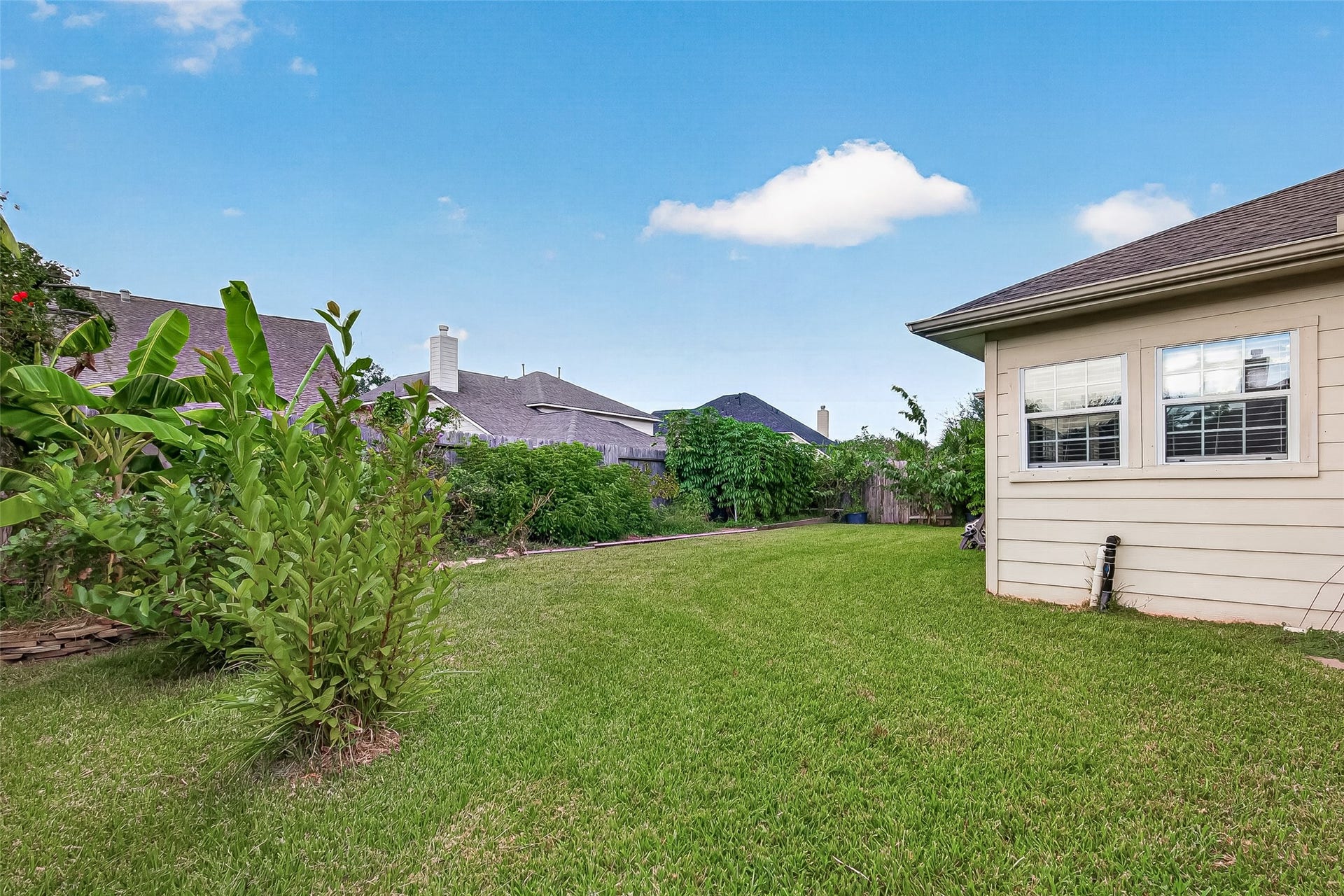7519 TRAIL HOLLOW, Missouri City, TX 77459 7519 TRAIL HOLLOW, Missouri City, TX 77459