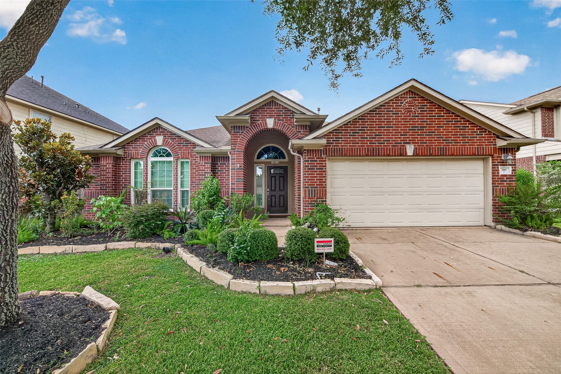 7519 TRAIL HOLLOW, Missouri City, TX 77459 7519 TRAIL HOLLOW, Missouri City, TX 77459