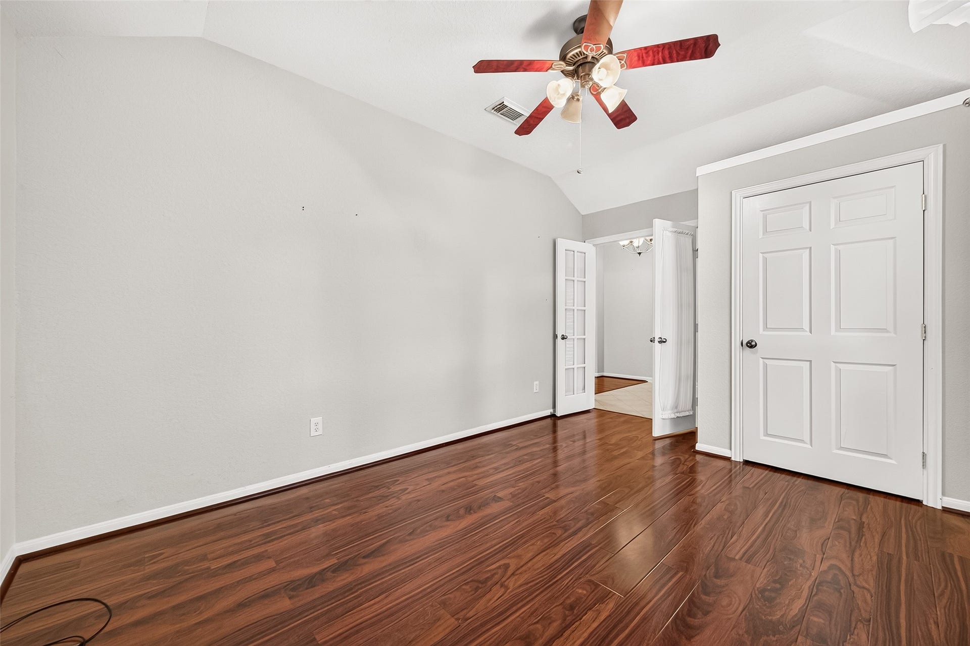 7519 TRAIL HOLLOW, Missouri City, TX 77459 7519 TRAIL HOLLOW, Missouri City, TX 77459
