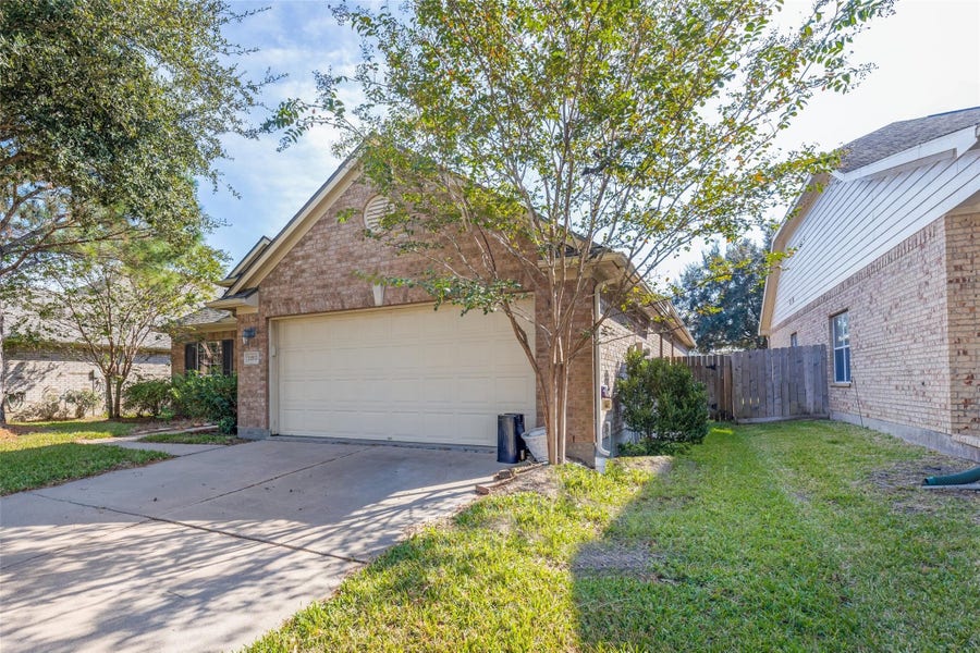 Property photo for 24915 Garnet Shadow Lane, Katy, TX