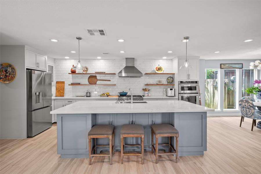 Property photo for 842 Ivy Wall Drive, Houston, TX