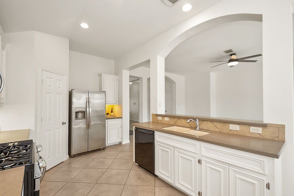 14903 Meridian Park Lane, Humble, TX 77396 Alternate view of the open kitchen.