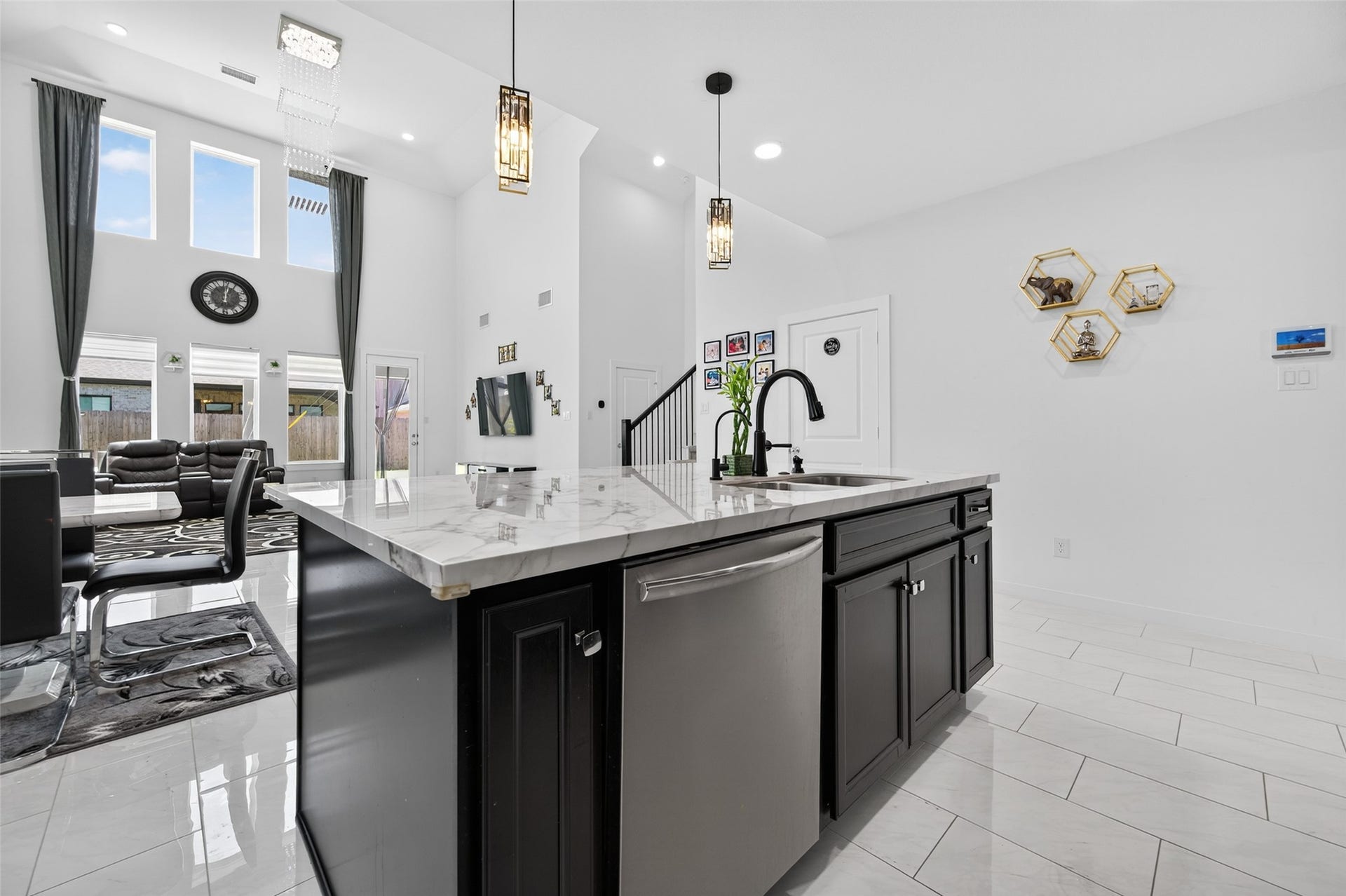 2118 Cool Greens Street, Richmond, TX 77406