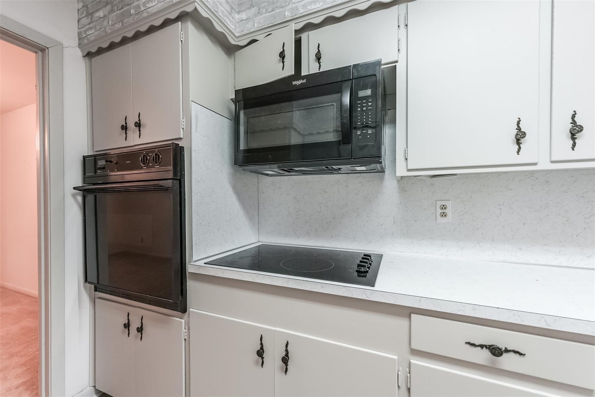 11531 Kirkmeadow Drive, Houston, TX 77089 Kitchen Appliances