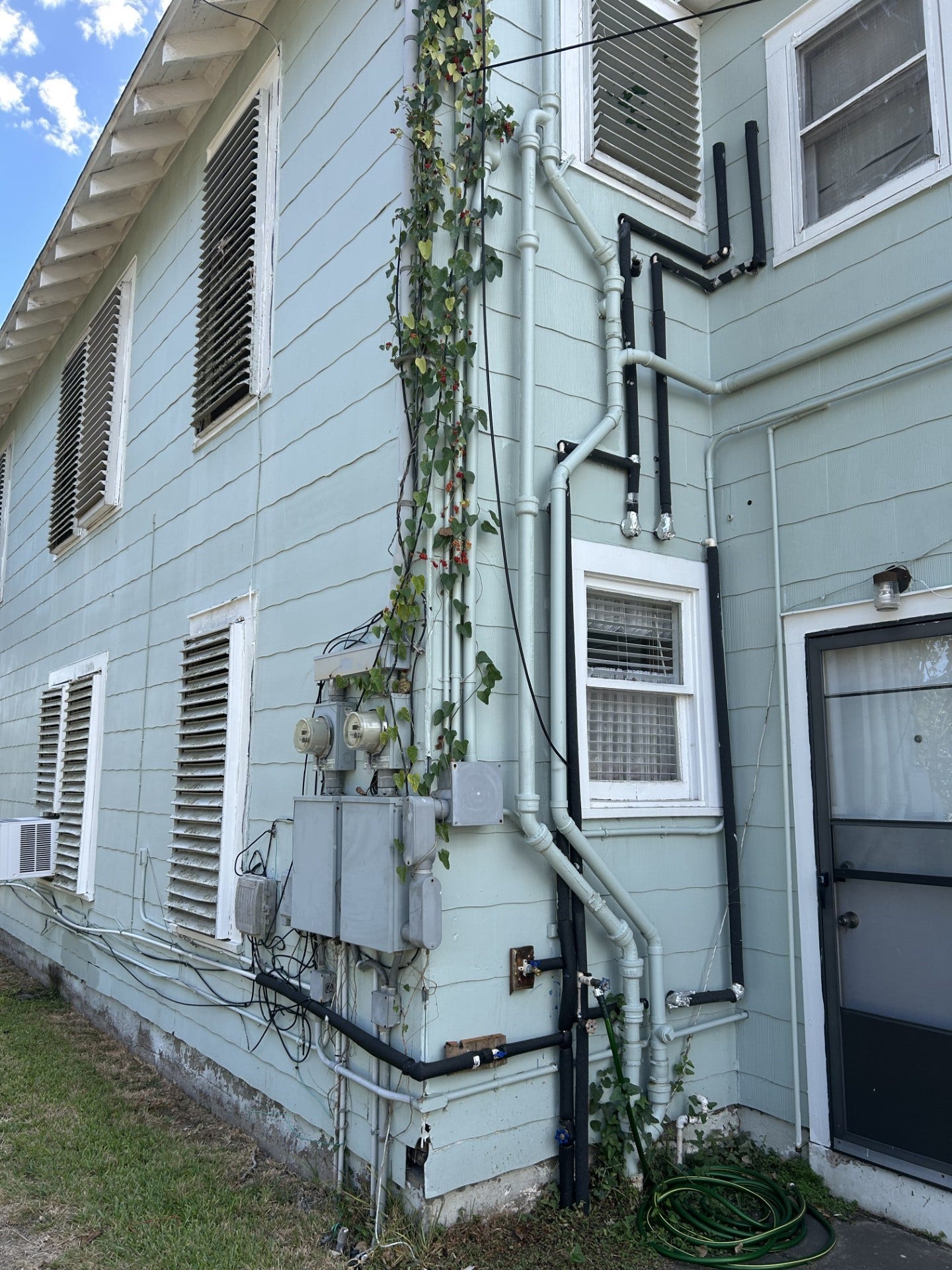 4906 Avenue P 1/2, Galveston, TX 77551 4906 Avenue P 1/2, Galveston, TX 77551
