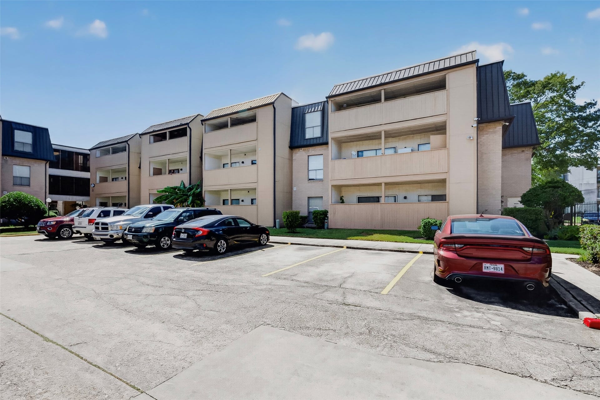8419 Hearth Drive, #3, Houston, TX 77054 8419 Hearth Drive, #3, Houston, TX 77054