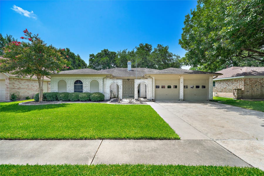 Property photo for 4811 Marywood Drive, Spring, TX