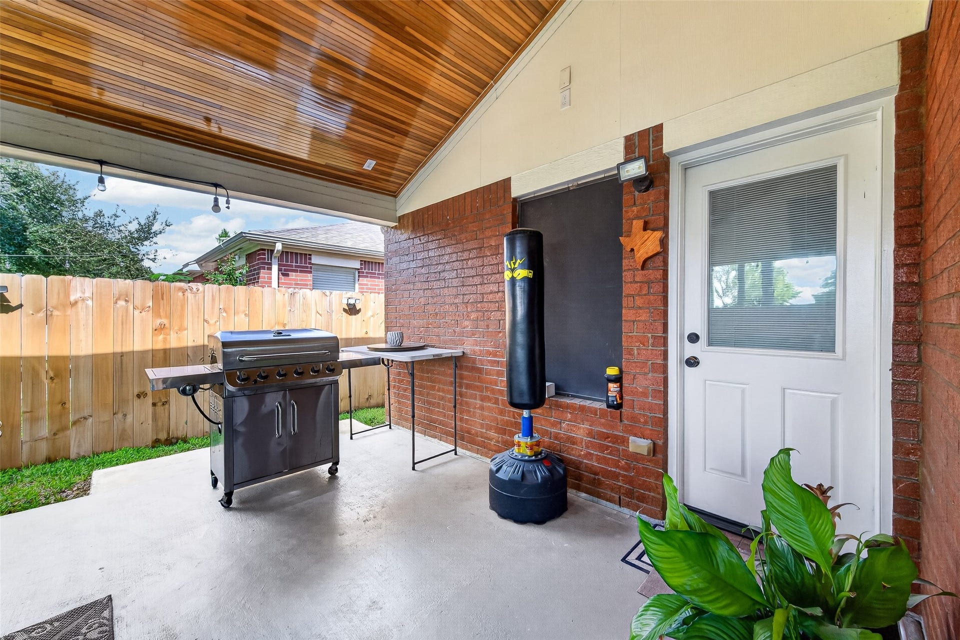 10219 Sulphur Stream Drive, Houston, TX 77095 10219 Sulphur Stream Drive, Houston, TX 77095
