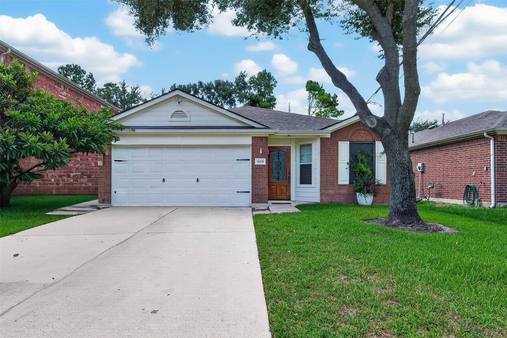 10219 Sulphur Stream Drive, Houston, TX 77095 10219 Sulphur Stream Drive, Houston, TX 77095