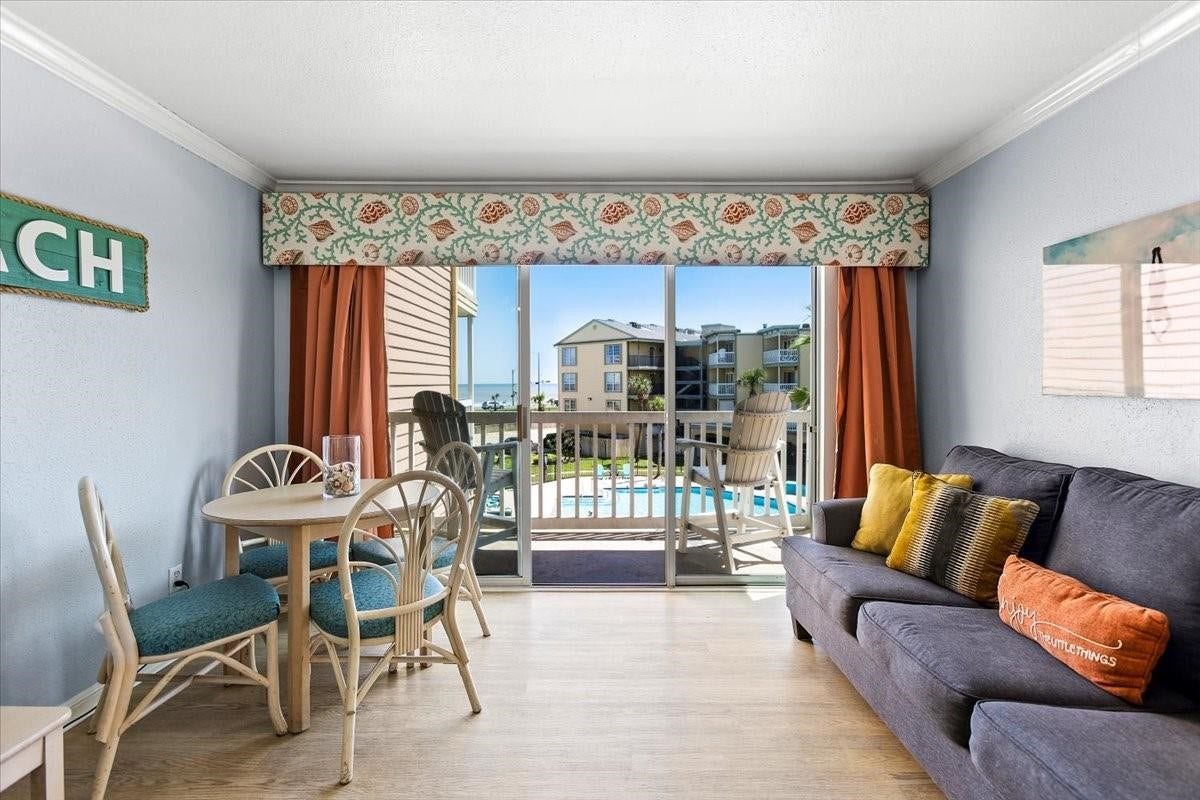 6300 Seawall Boulevard, #6208, Galveston, TX 77551 6300 Seawall Boulevard, #6208, Galveston, TX 77551